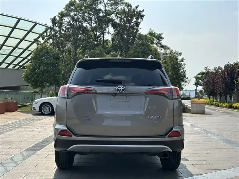 Toyota RAV4 2.0 L CVT 2 WD Smart Style CN-V