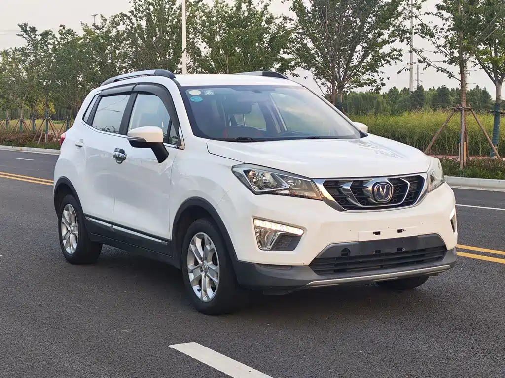 Changan CS15 1.5 L Manual Fashion