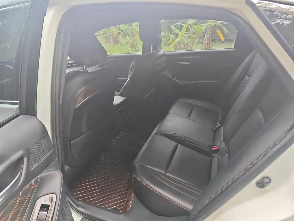 Avalon 2.0 L Select