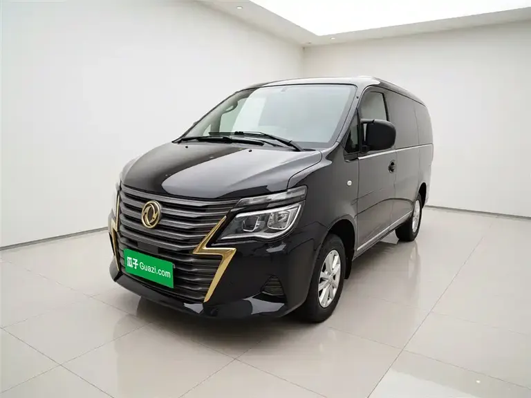 Dongfeng Lingzhi M5 L 1.6 L Luxury 7-seat