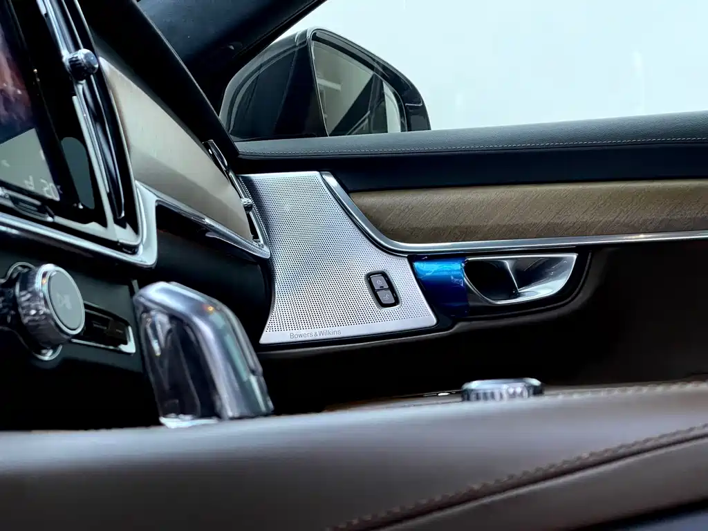 Volvo S90 PHEV T8 E Drive Hybrid Honor 3-seat CN-VI