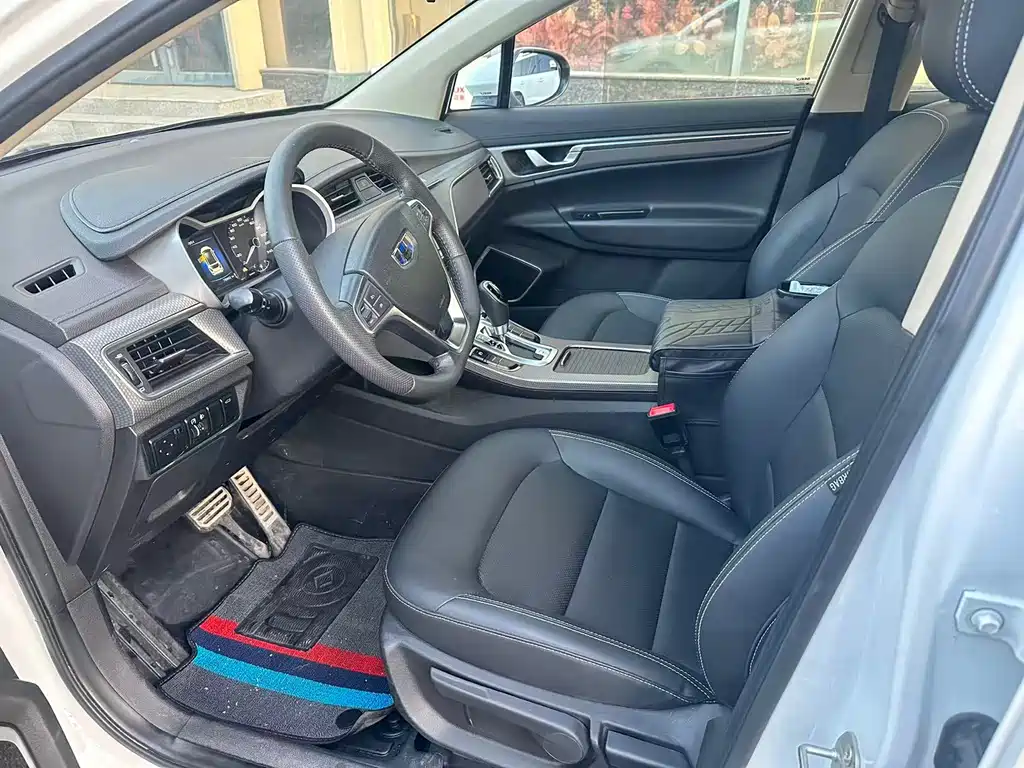 Emgrand GS Sport 1.3 T Auto Leading Style