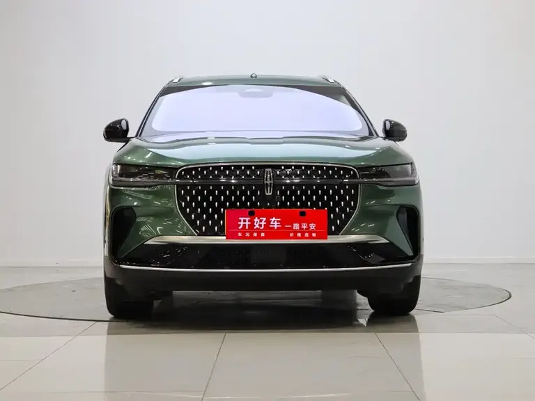 Lincoln Nautilus 2.0 T 4 WD Premium