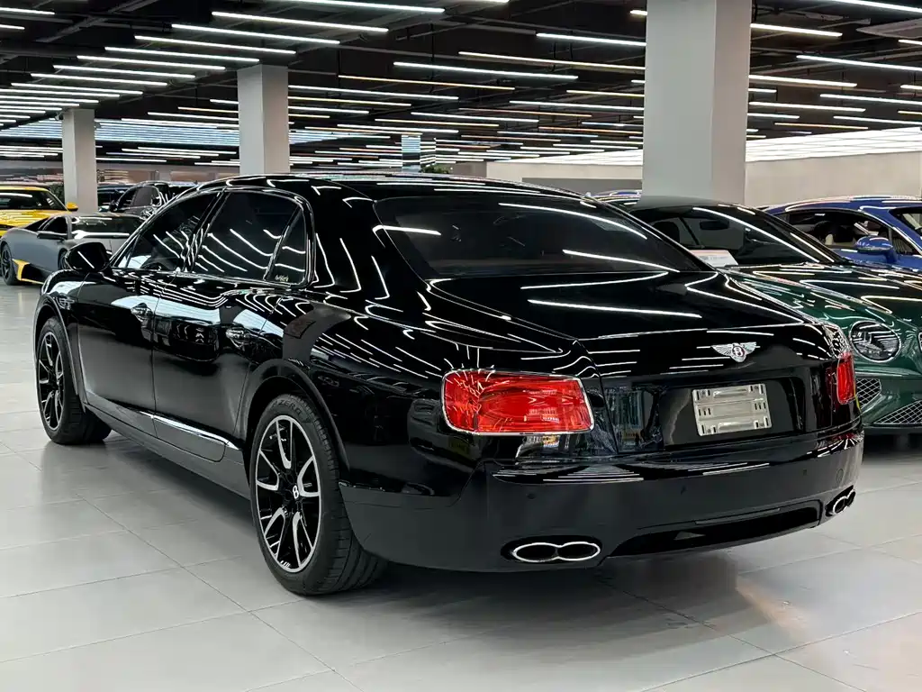 Flying Spur 4.0 T V8 S Standard