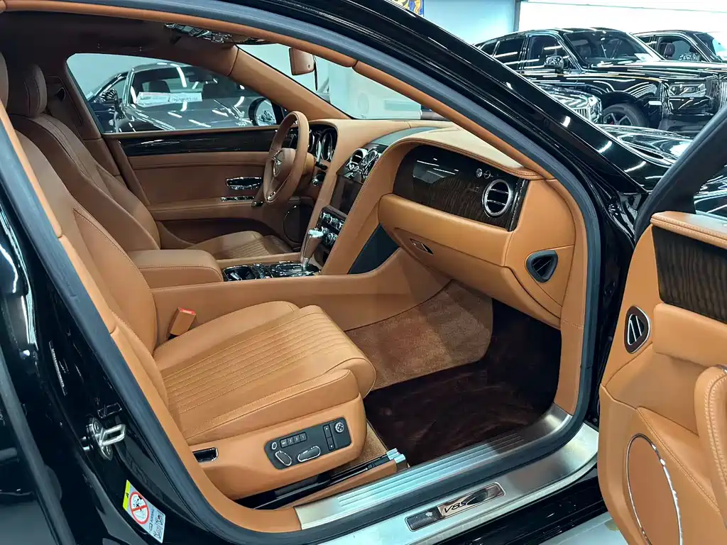 Flying Spur 4.0 T V8 S Standard