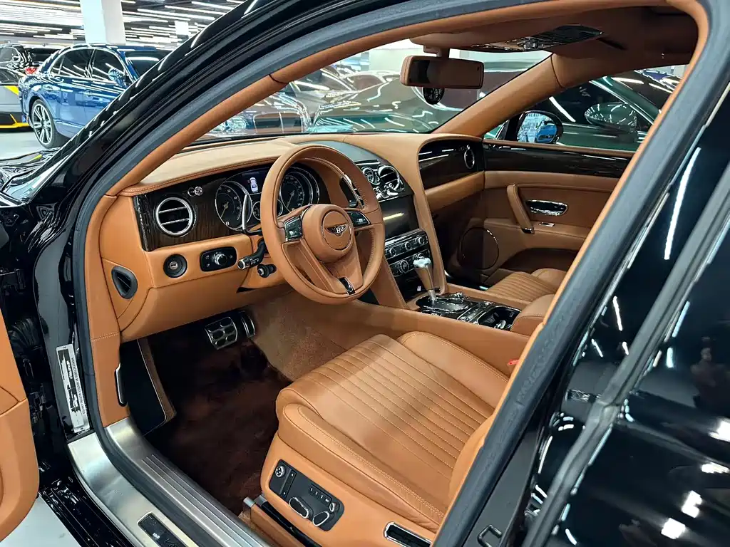 Flying Spur 4.0 T V8 S Standard