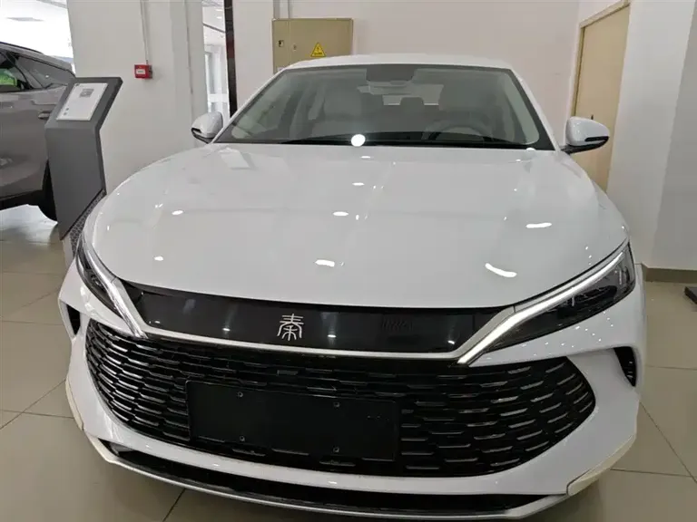 BYD Qin L DM-i 80 KM Leading