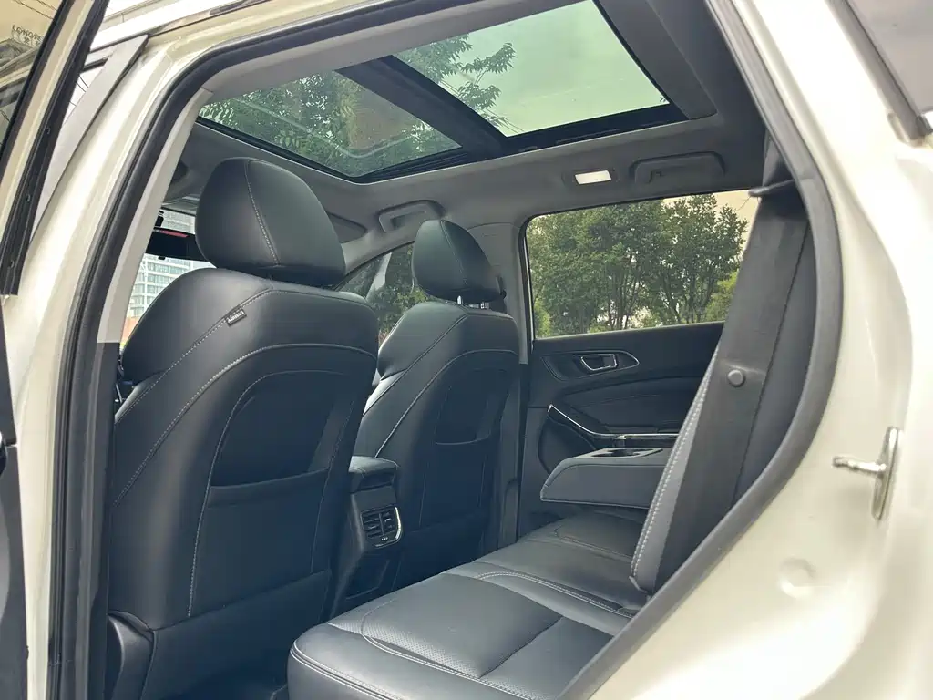 Tiggo 8 1.5 TCI Auto Distinguished 7-seat