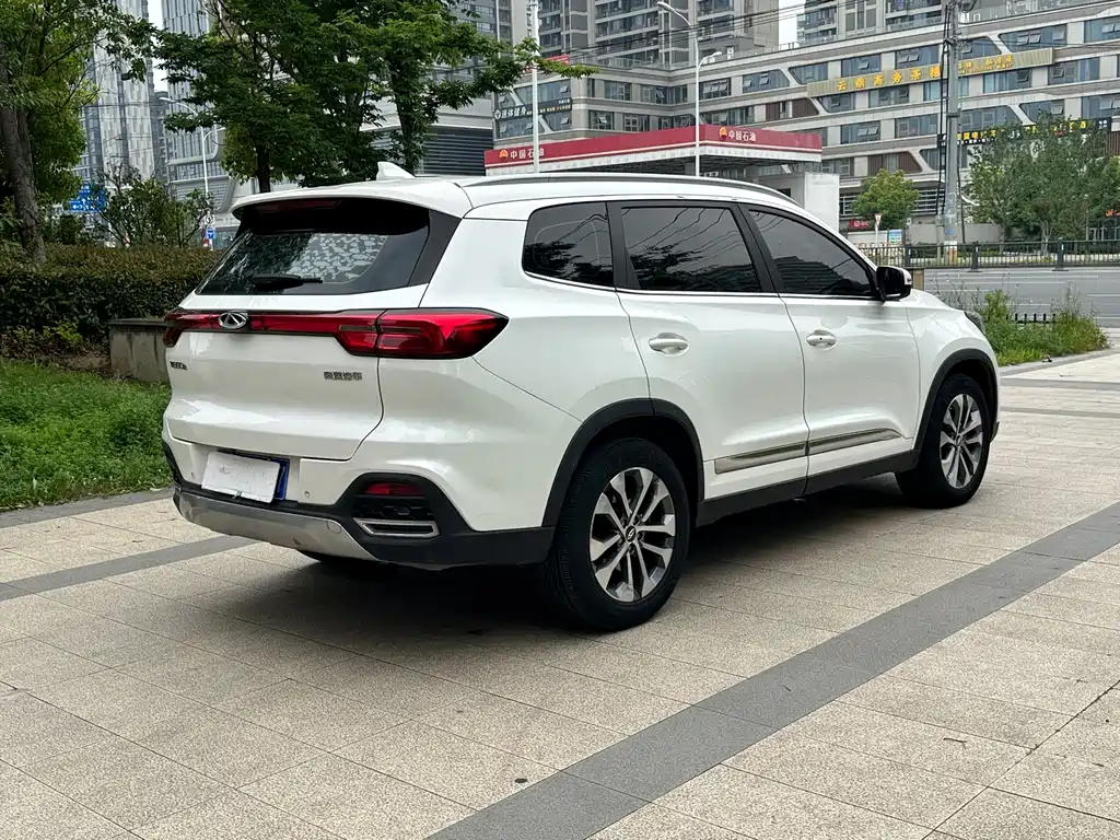 Tiggo 8 1.5 TCI Auto Distinguished 7-seat