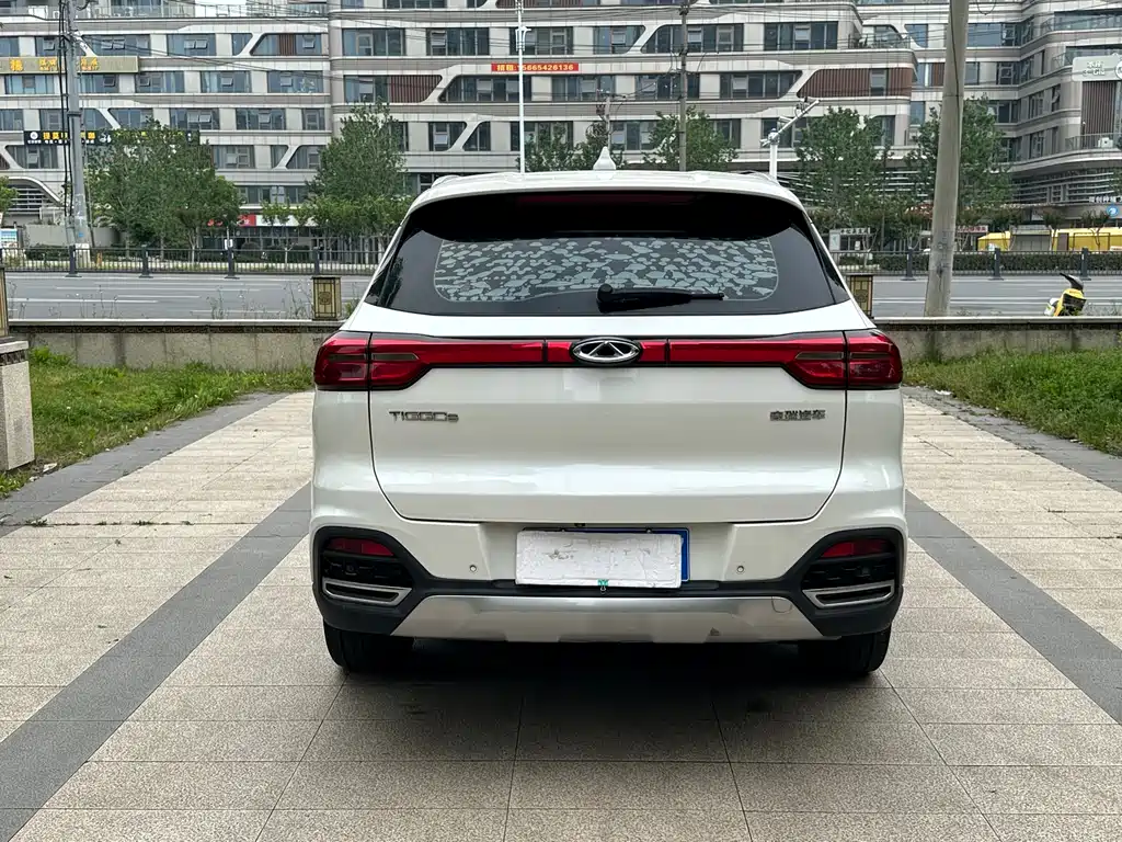 Tiggo 8 1.5 TCI Auto Distinguished 7-seat