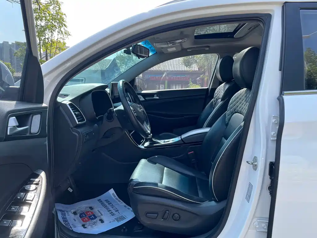 Tucson 280 TGDi DCT 2 WD Connected CN-VI
