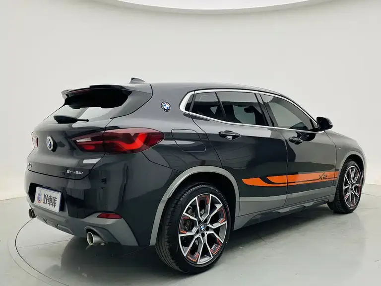 BMW X2 Facelift sDrive25 i Sharp Edge