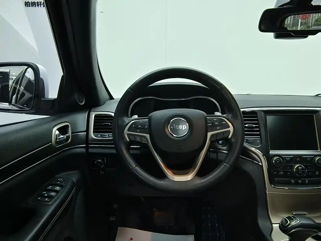 Grand Cherokee (Import) 3.0 L Comfort Enjoyment Navigation