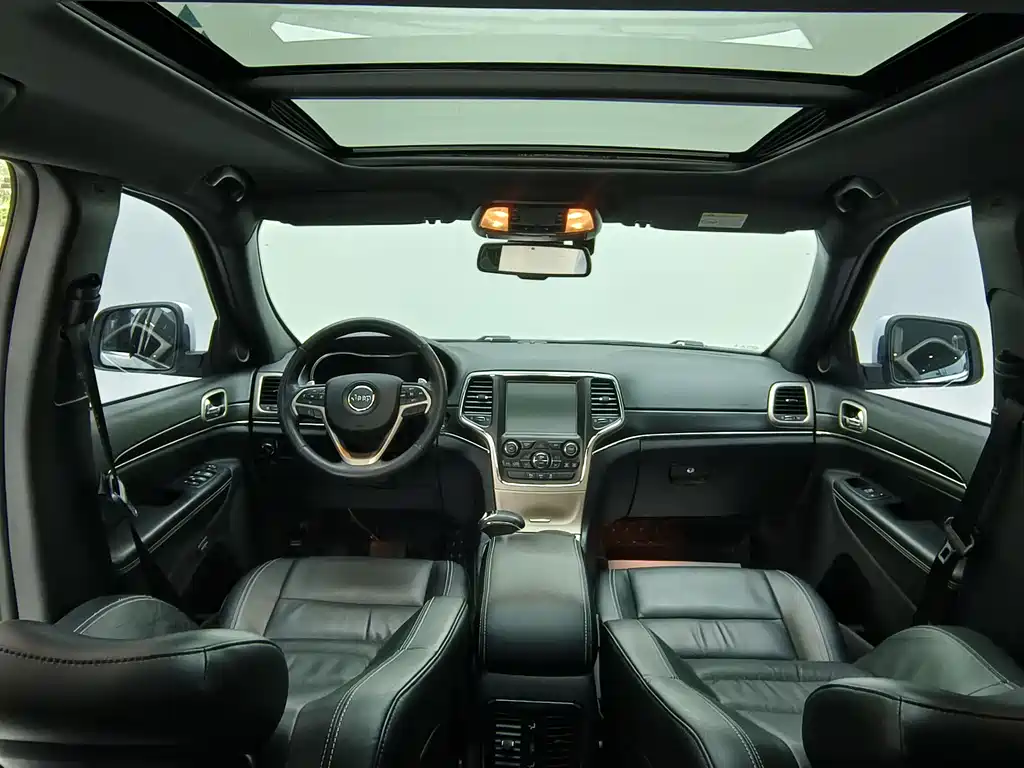 Grand Cherokee (Import) 3.0 L Comfort Enjoyment Navigation
