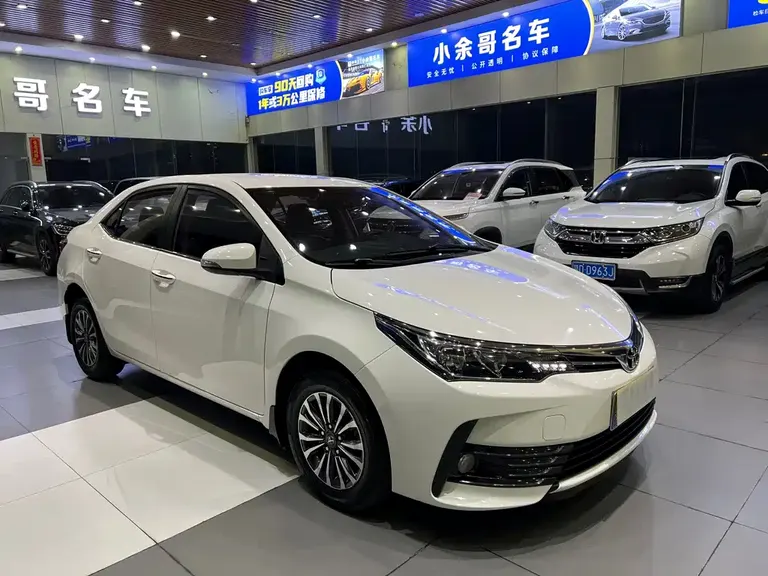 Toyota Corolla Facelift 1.2 T S-CVT GL