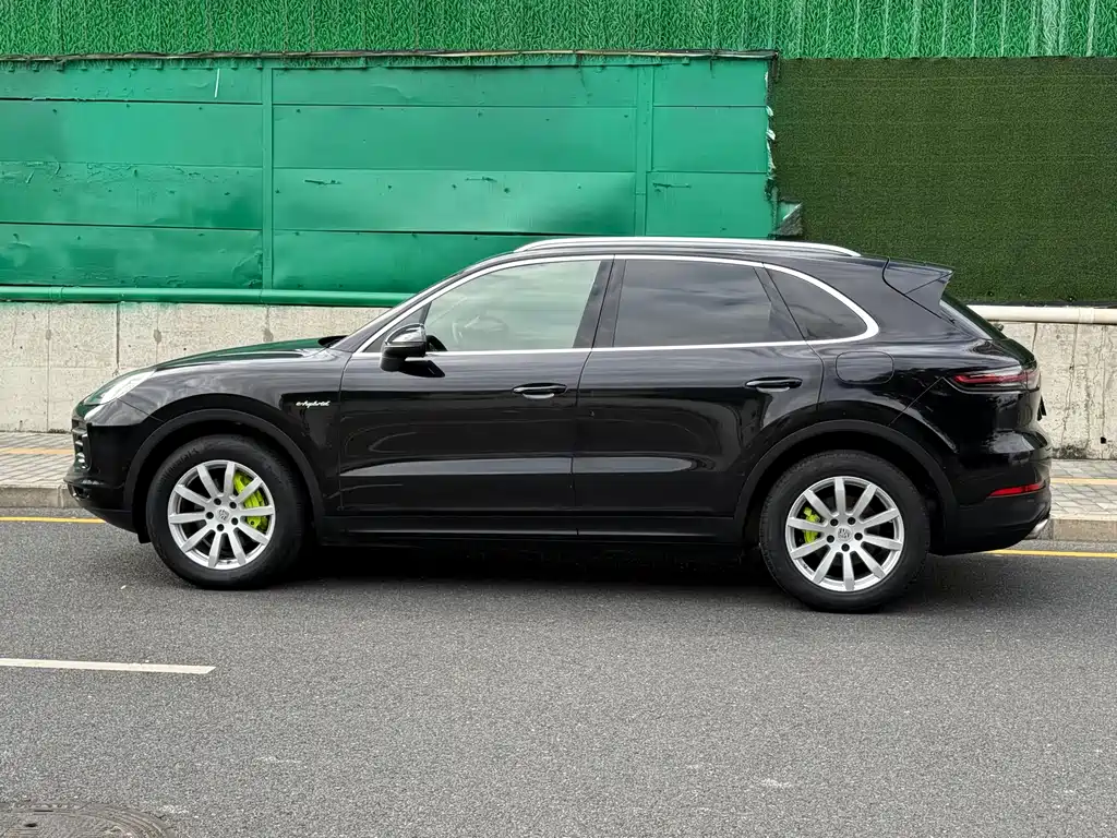 Cayenne NEV Cayenne E-Hybrid 2.0 T