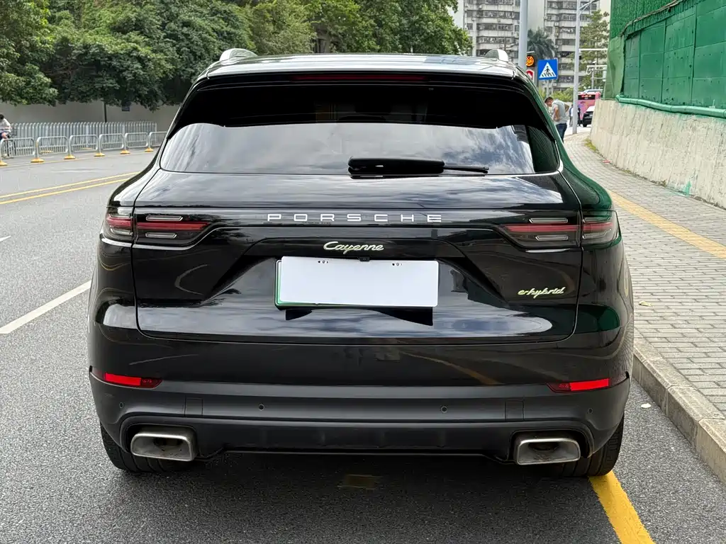 Cayenne NEV Cayenne E-Hybrid 2.0 T