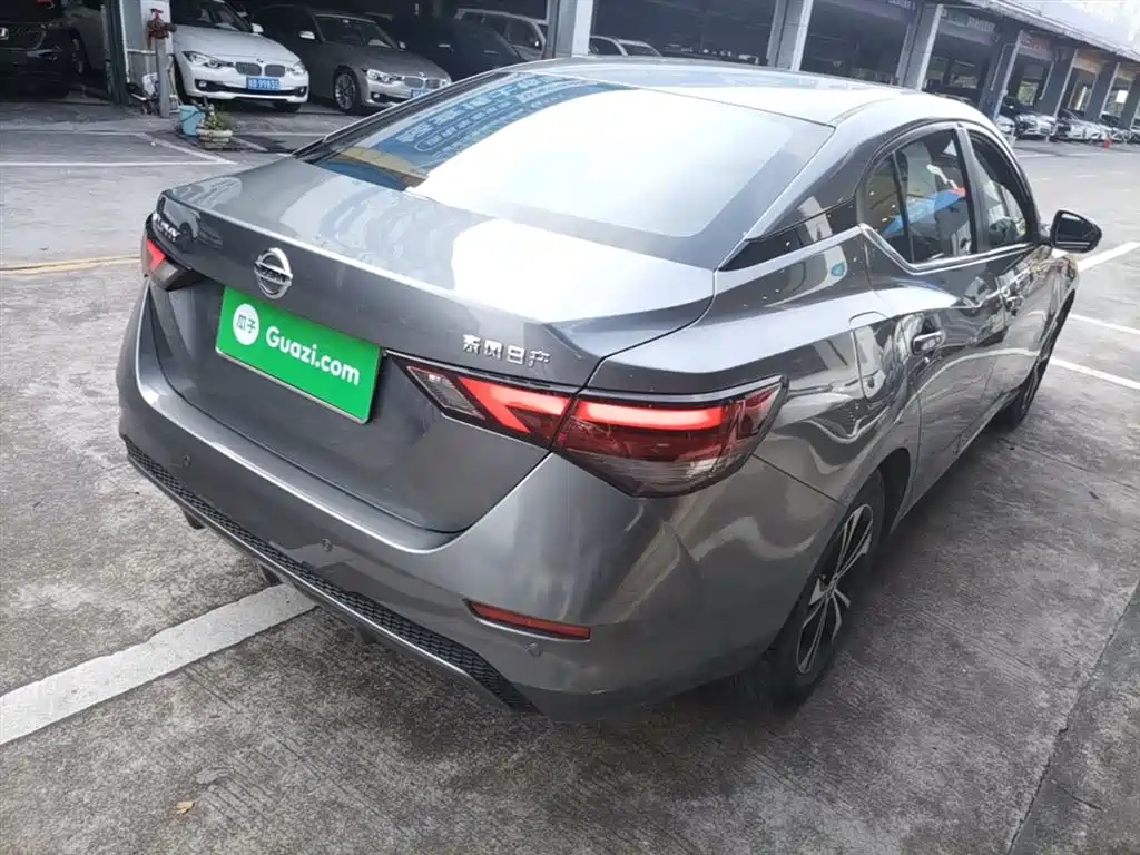 Sylphy 1.6 L XL CVT Joy