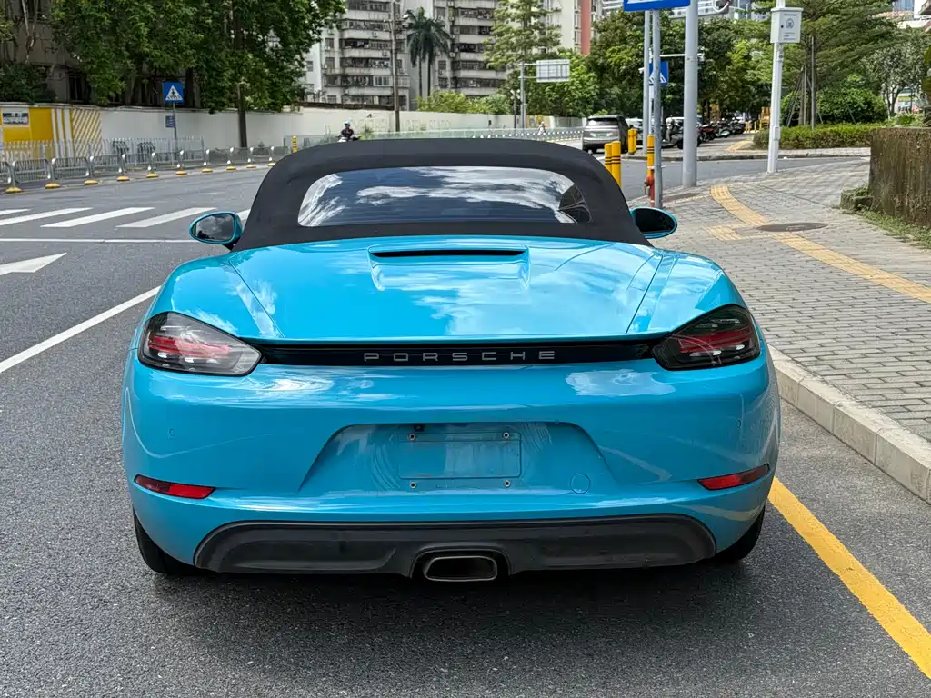 Porsche 718 Boxster 2.0 T