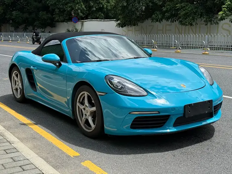 Porsche 718 Boxster 2.0 T