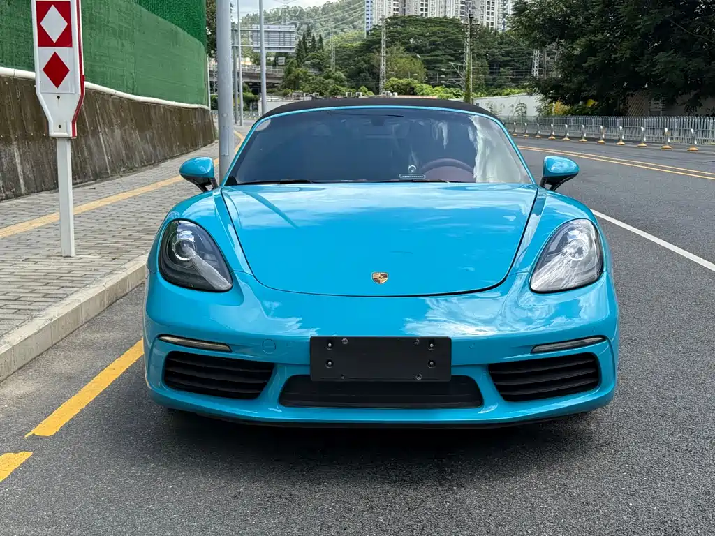 Porsche 718 Boxster 2.0 T
