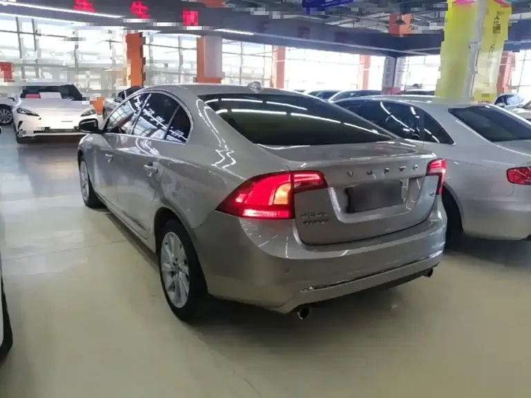Volvo S60 S60 L T4 Smart Vision