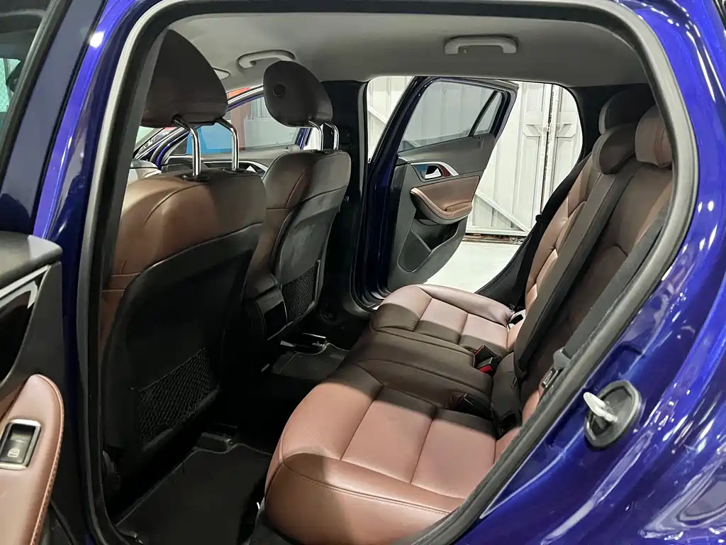 Infiniti QX30 1.6 T 2 WD Fashion