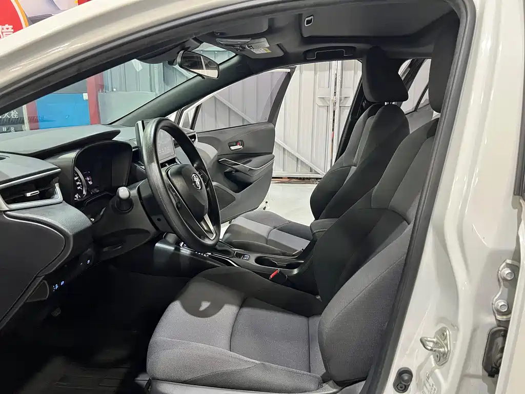 Levin Dual Engine 1.8 H E-CVT Luxury CN-V