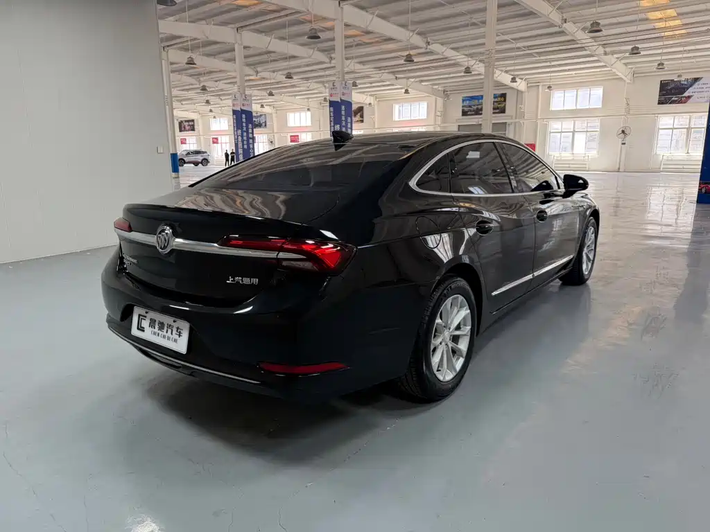 LaCrosse 552 T Luxury