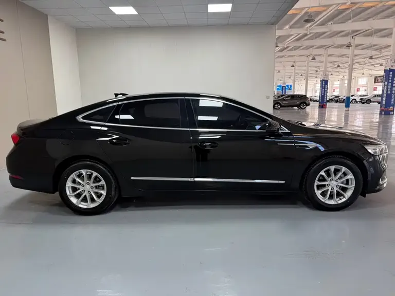 Buick LaCrosse 552 T Luxury