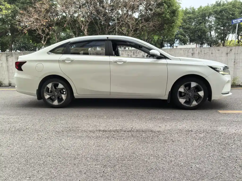 Trumpchi GA4 200 T Auto Premium