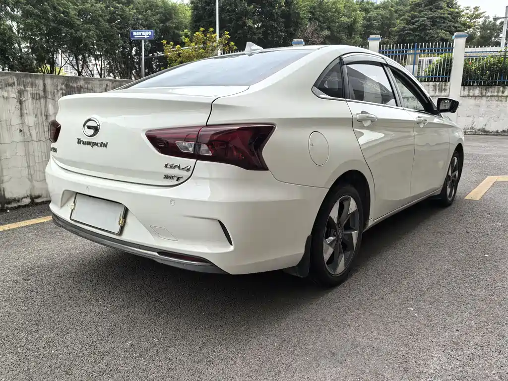 Trumpchi GA4 200 T Auto Premium