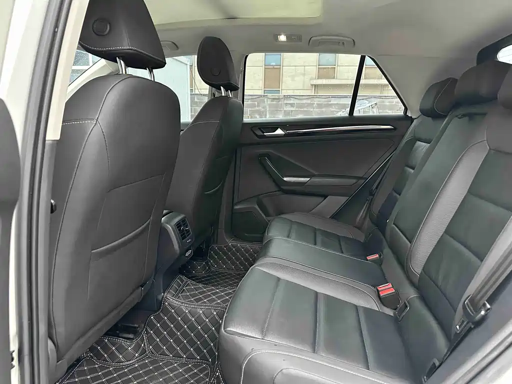 T-ROC 280 TSI DSG 2 WD Comfort Enjoyment PLUS