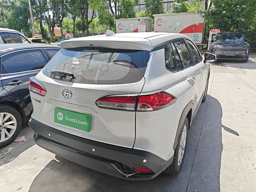 Frontlander 2.0 L CVT Elite plus
