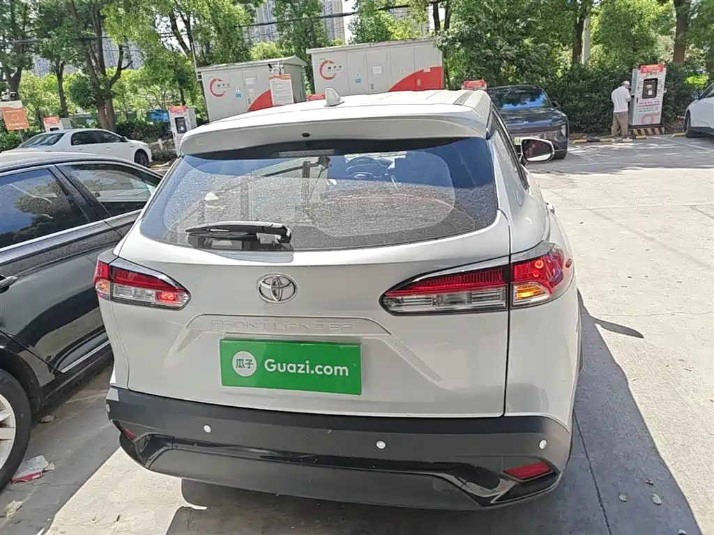 Frontlander 2.0 L CVT Elite plus