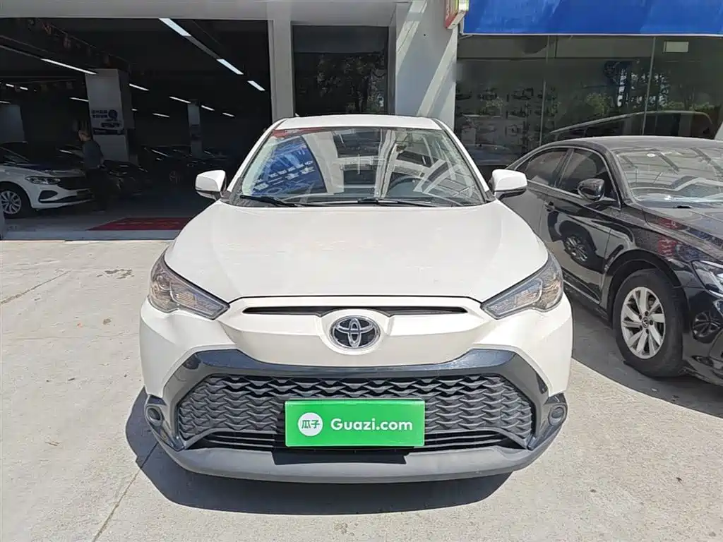 Frontlander 2.0 L CVT Elite plus