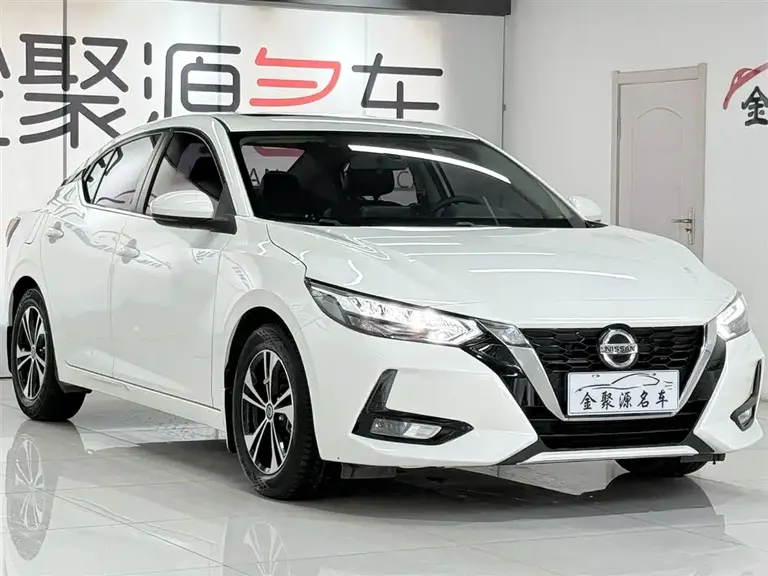 Nissan Sylphy Facelift 1.6 L XL CVT Joy