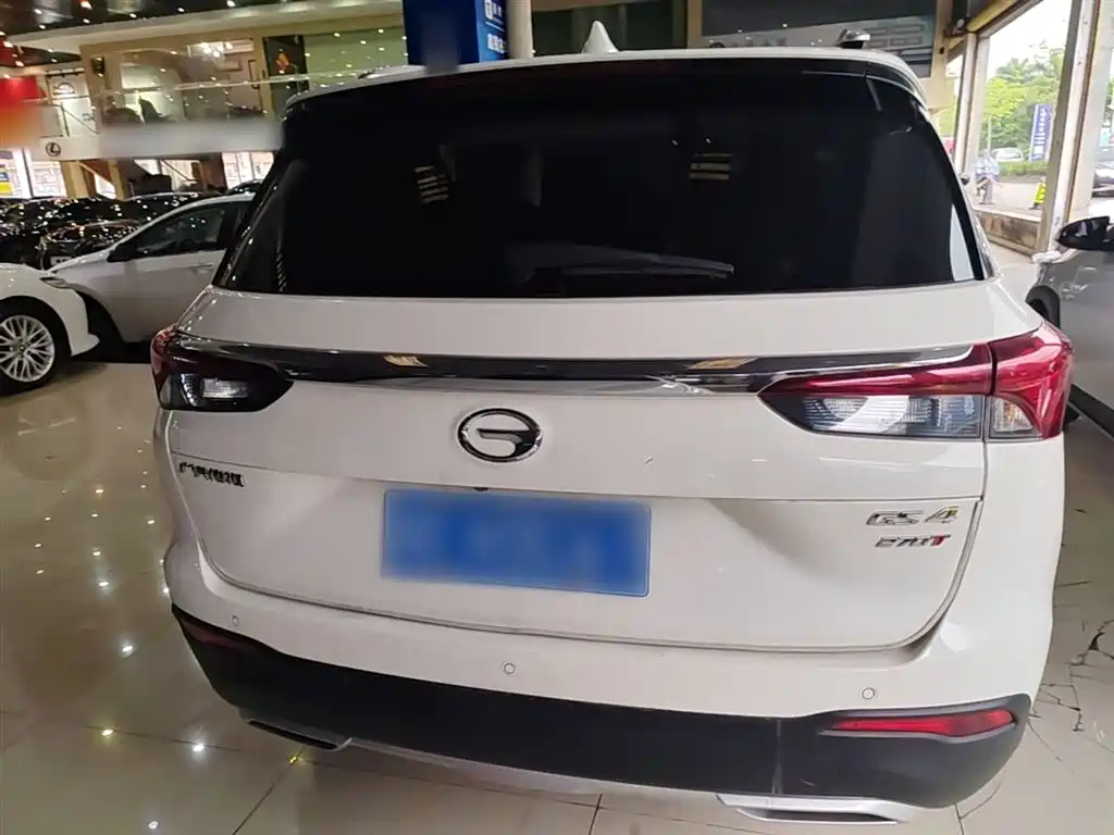 GAC Trumpchi GS4 270 T Auto Connected Tech