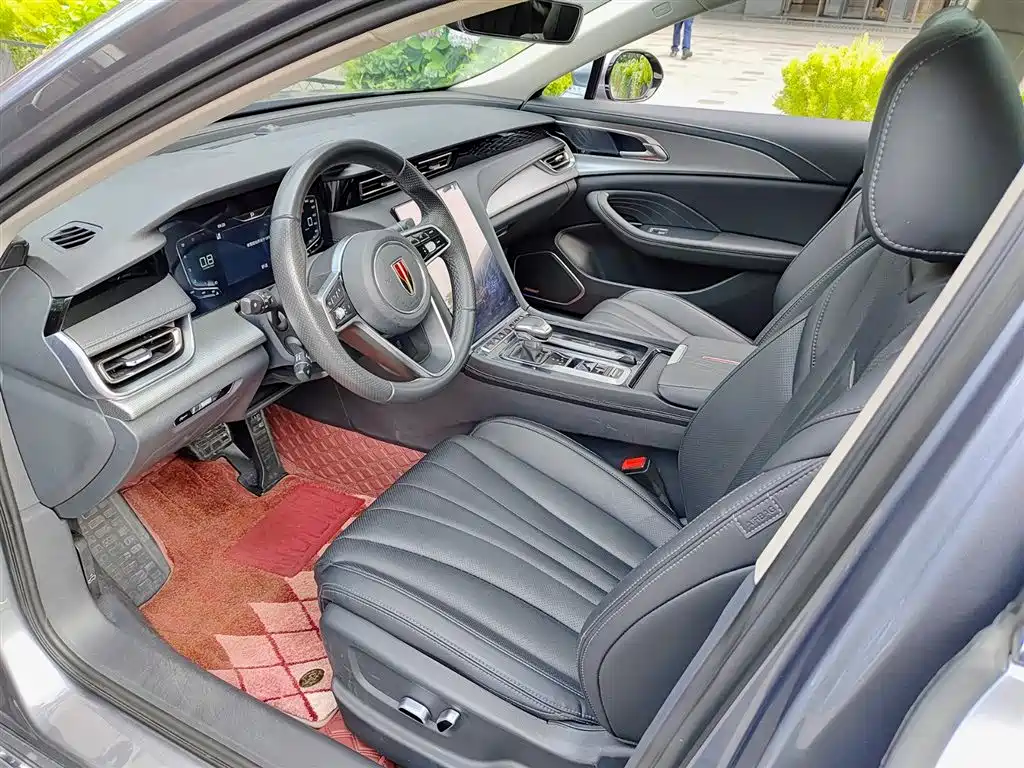 Hongqi H5 2.0 T Auto Connected Flagship Enjoyment