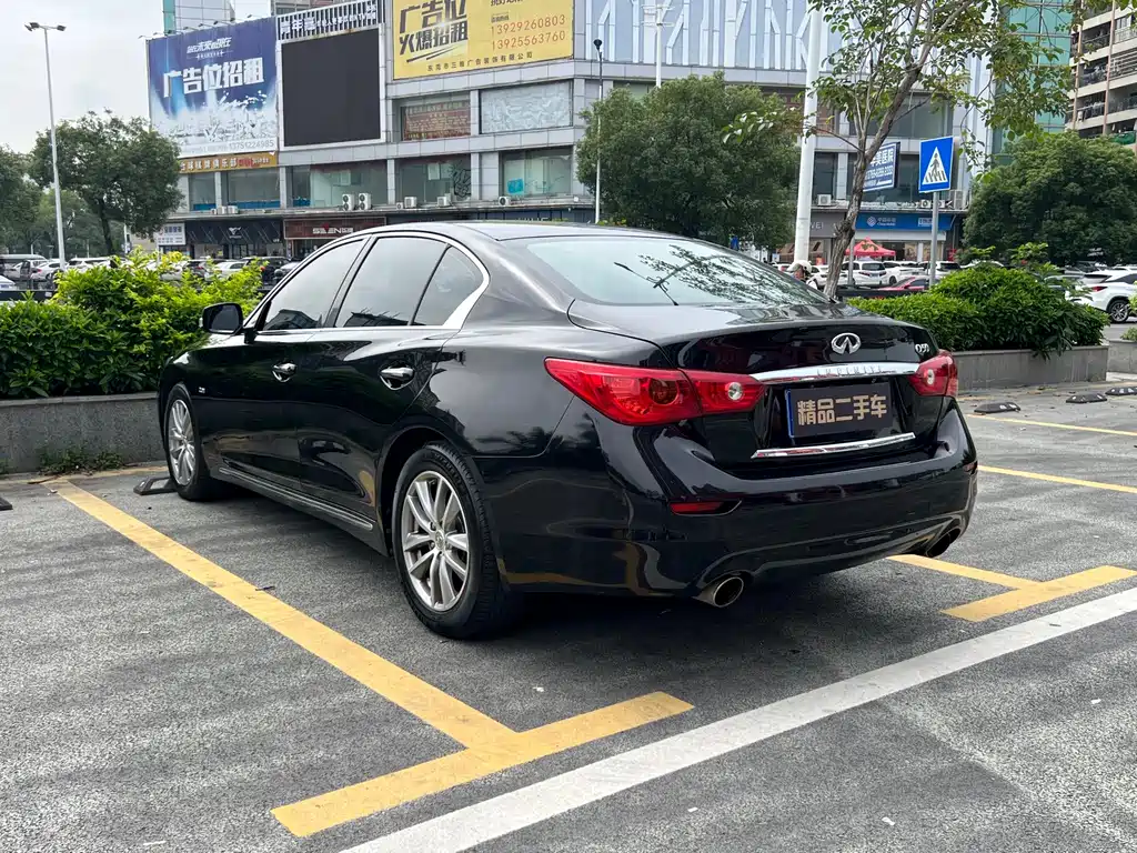 Infiniti Q50 L 2.0 T Joy