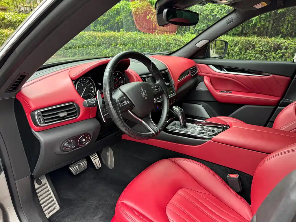 Levante 3.0 T Modena