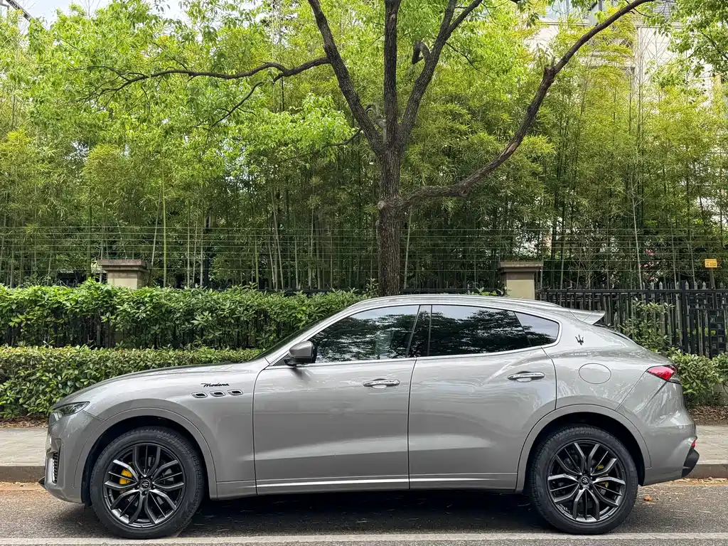 Levante 3.0 T Modena