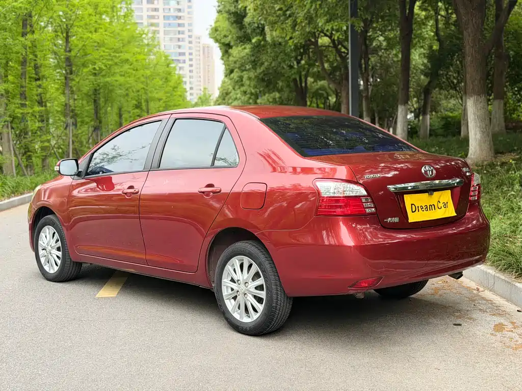 Vios 1.6 L GL-i AT