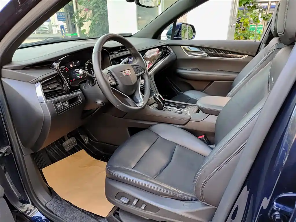 Cadillac XT6 28 T 6-seat 4 WD Luxury