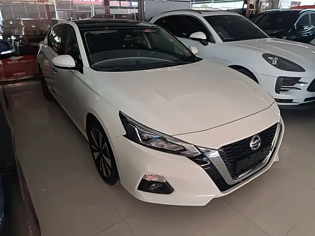 Teana 2.0 L XL Comfort