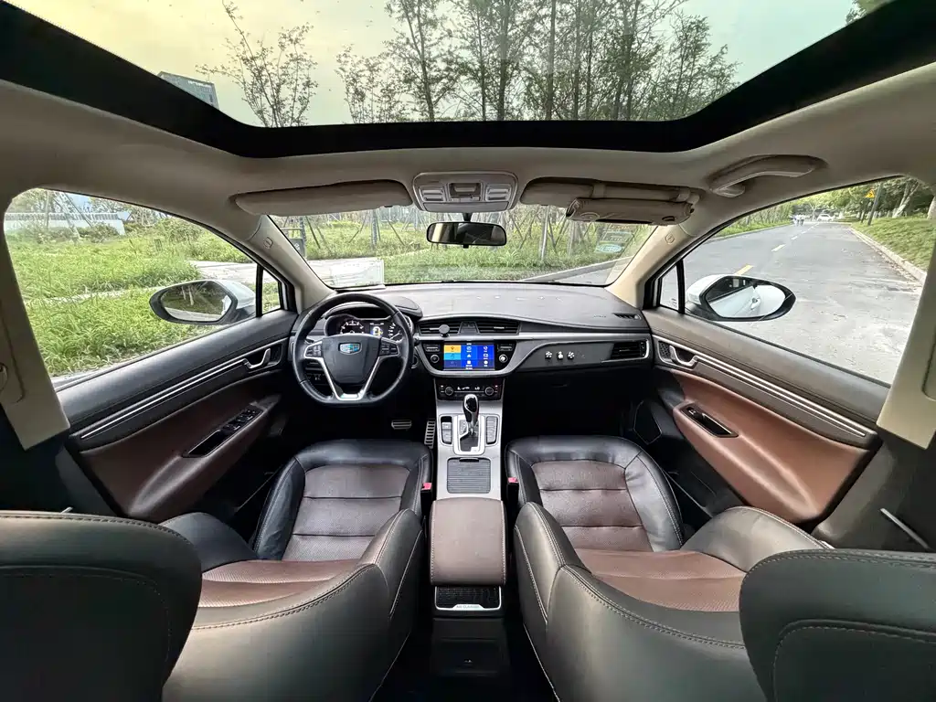 Emgrand GS Sport 1.3 T Auto Connected
