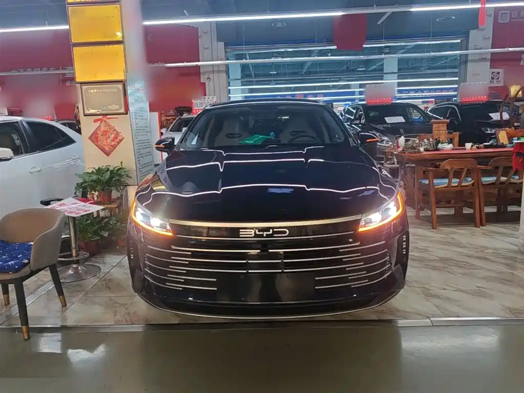 Destroyer 05 Glory DM-i 55 KM Luxury