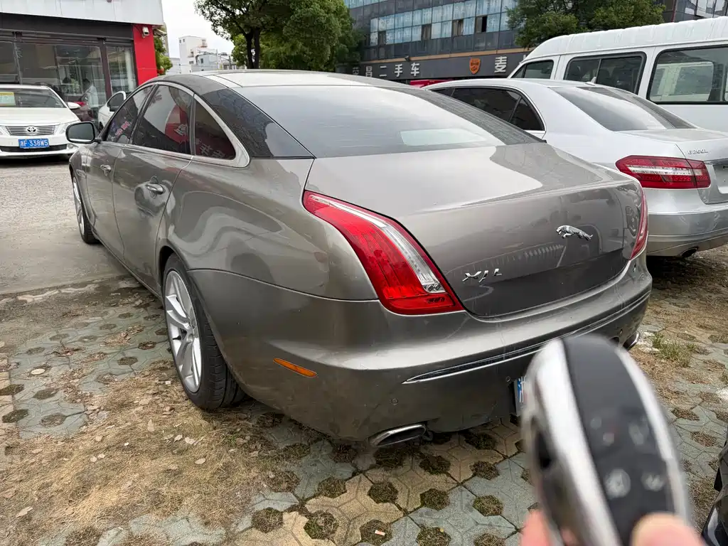 Jaguar XJ XJL 3.0 Panoramic Business