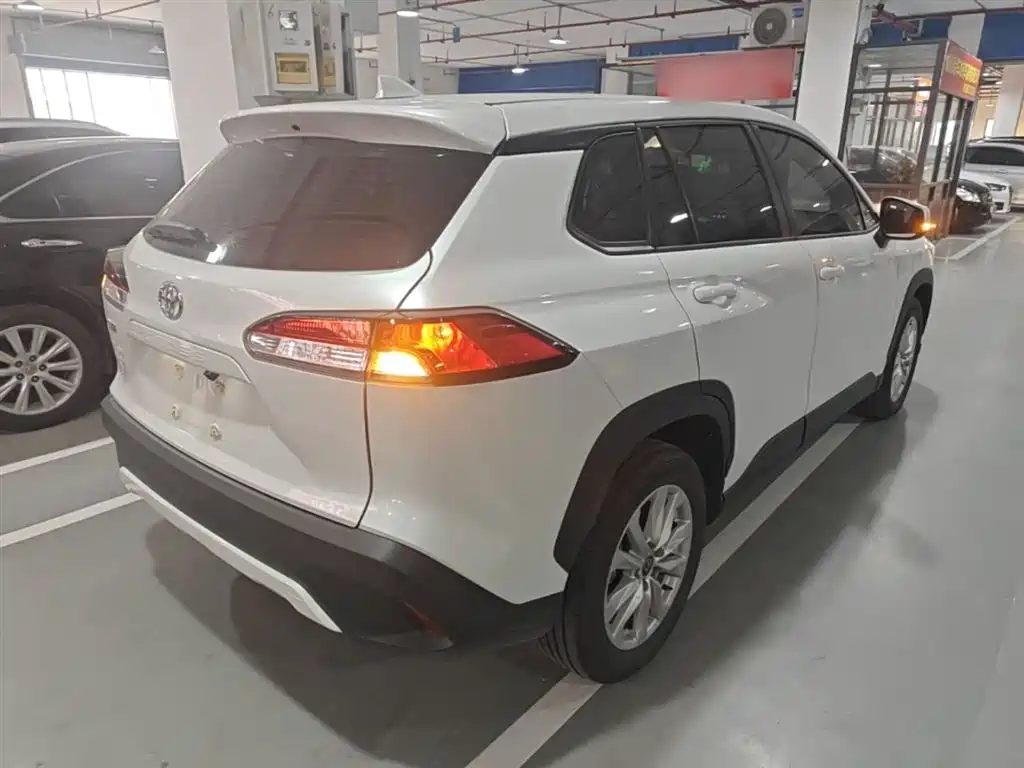 Corolla Cross 2.0 L Pioneer