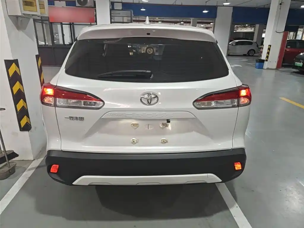 Corolla Cross 2.0 L Pioneer